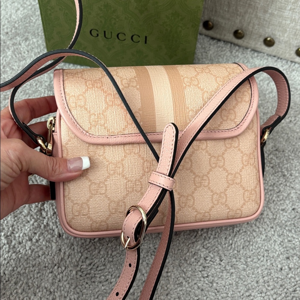 Gucci Beige and Pink Crossbody Bag - Picture 7 of 7